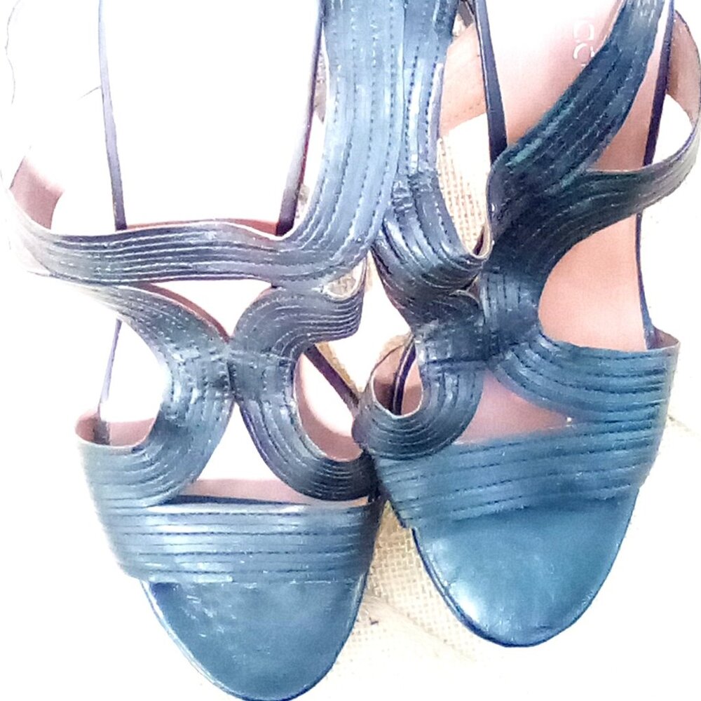 Franco Sarto black criss cross sandals size 8.5